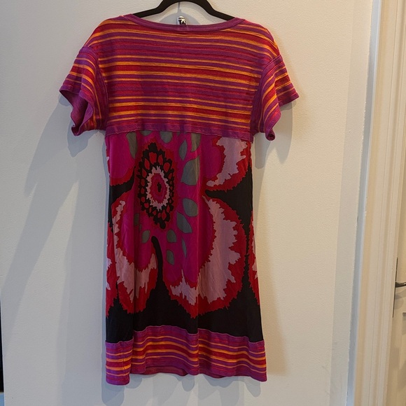 M by Missoni Pink and Red Striped Short Sleeve Top - Picture 5 of 8